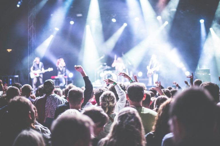what to wear to a music festival